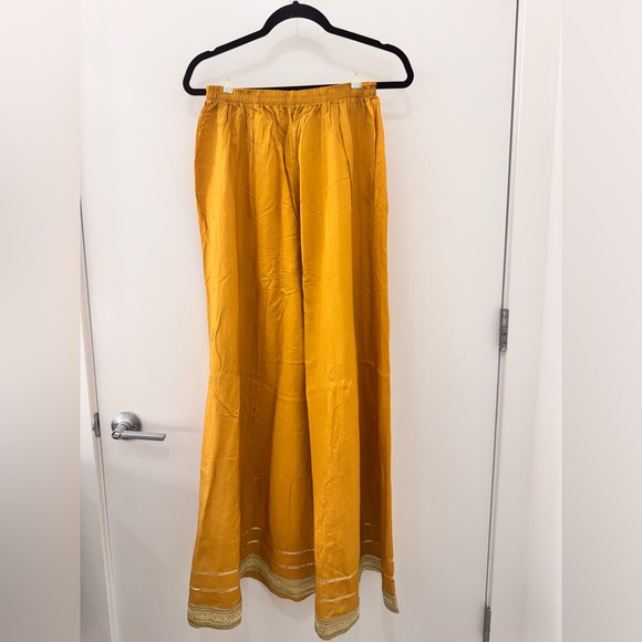 Pakistani Gharara Suit - Yellow + Emerald Green - Size Large - Picture 5 of 6